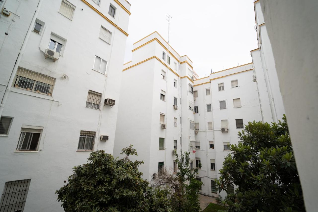 Larra Nervion Sevilla